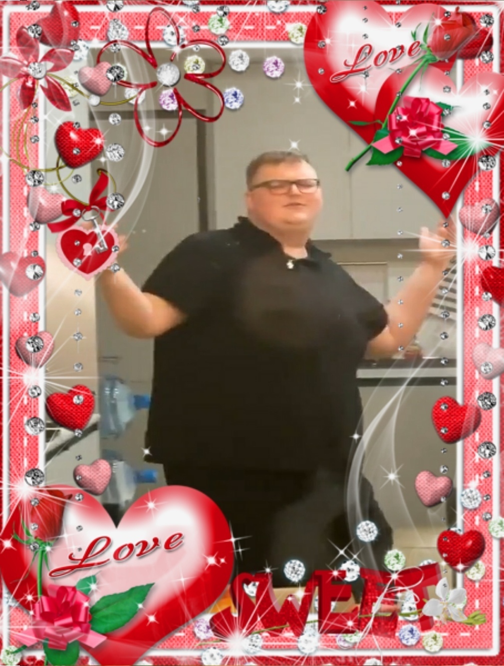 9rkxYd_qrvo.jpg