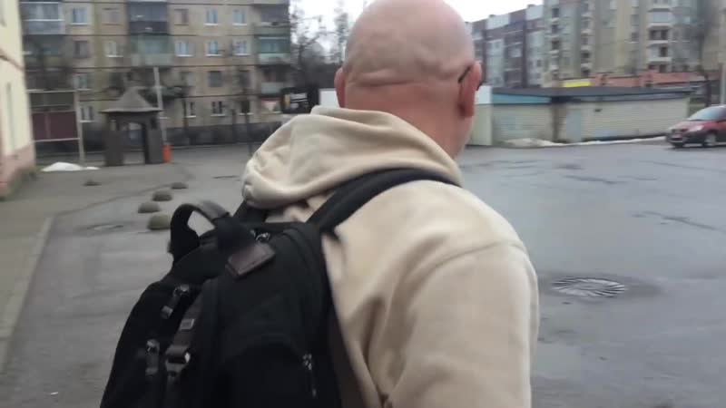 Гоблин прячется в сортире