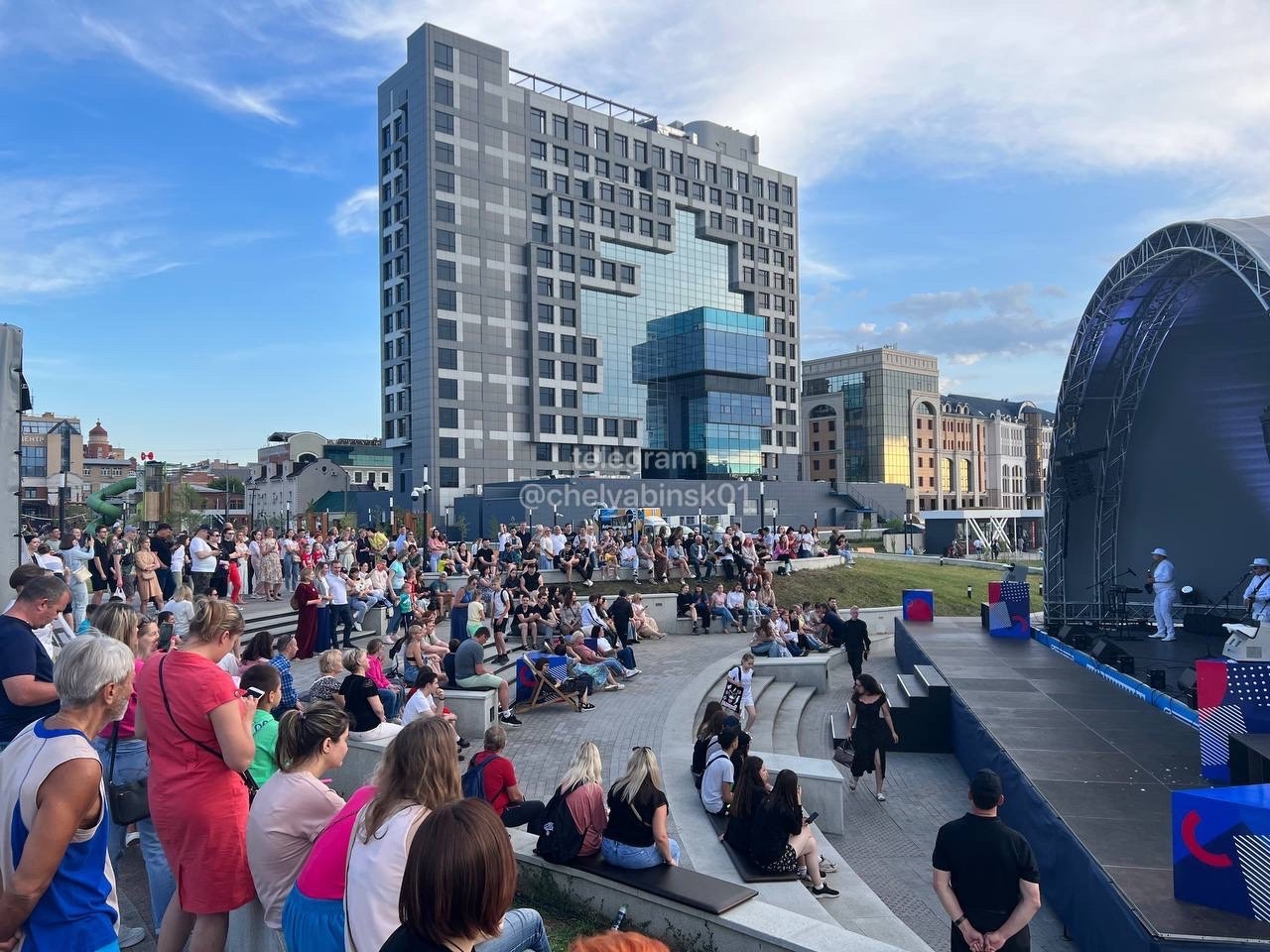 Площадь науки челябинск фото Площадь науки челябинск фото